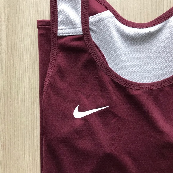 Nike Red Athletic Work Out Tank Top - Picture 7 of 10